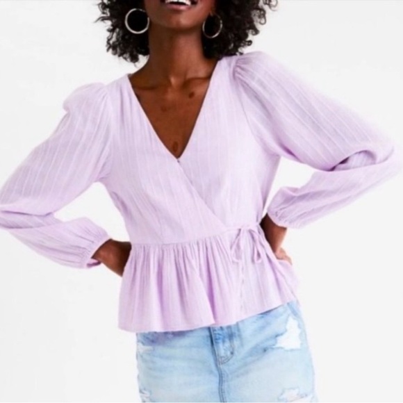 American Eagle Peplum Wrap Style Blouse Lavender Large Boho - Picture 1 of 6